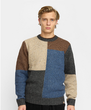 Charger l&#39;image dans la galerie, Revolution Knit Sweater
