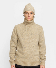 Charger l&#39;image dans la galerie, Revolution High-neck Sweather
