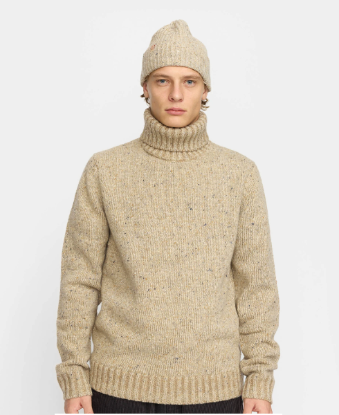 Revolution High-neck Sweather