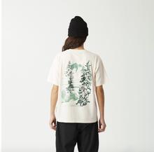 Charger l&#39;image dans la galerie, Picture Manon Diemer Tee
