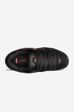 Charger l&#39;image dans la galerie, ❤️ Chaussure Globe Sabre (Red Stipple/Black)
