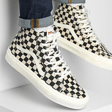 Charger l&#39;image dans la galerie, ❤️ SK8-HI Tapered Eco Theory CheckerBoard
